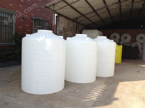 2吨塑料水箱储罐化工桶厂家武汉发往利川